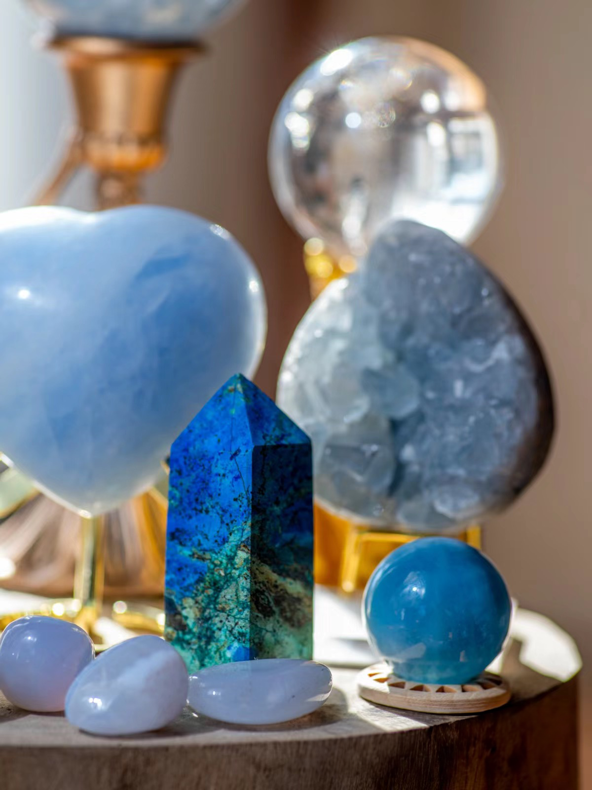heart shape celestite, clear quartz, aphrizite, kyanite, azurite, homedeco,
