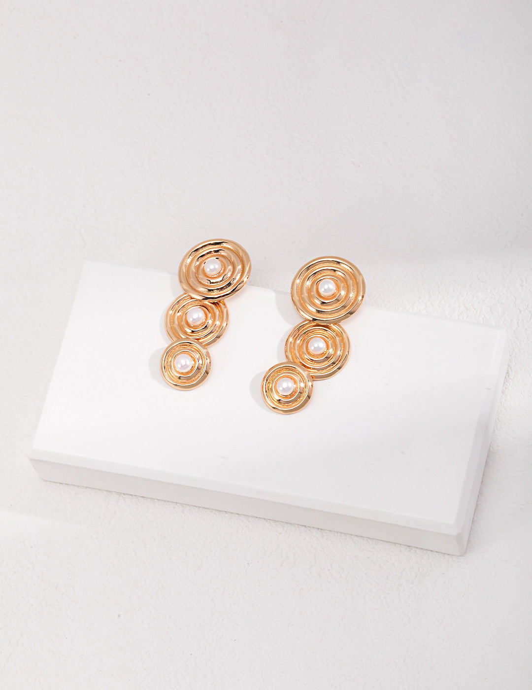 Pearlique Elegance Earrings