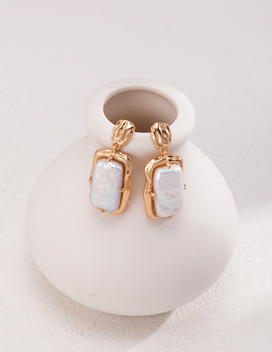 Baraco Square Pearl Earring